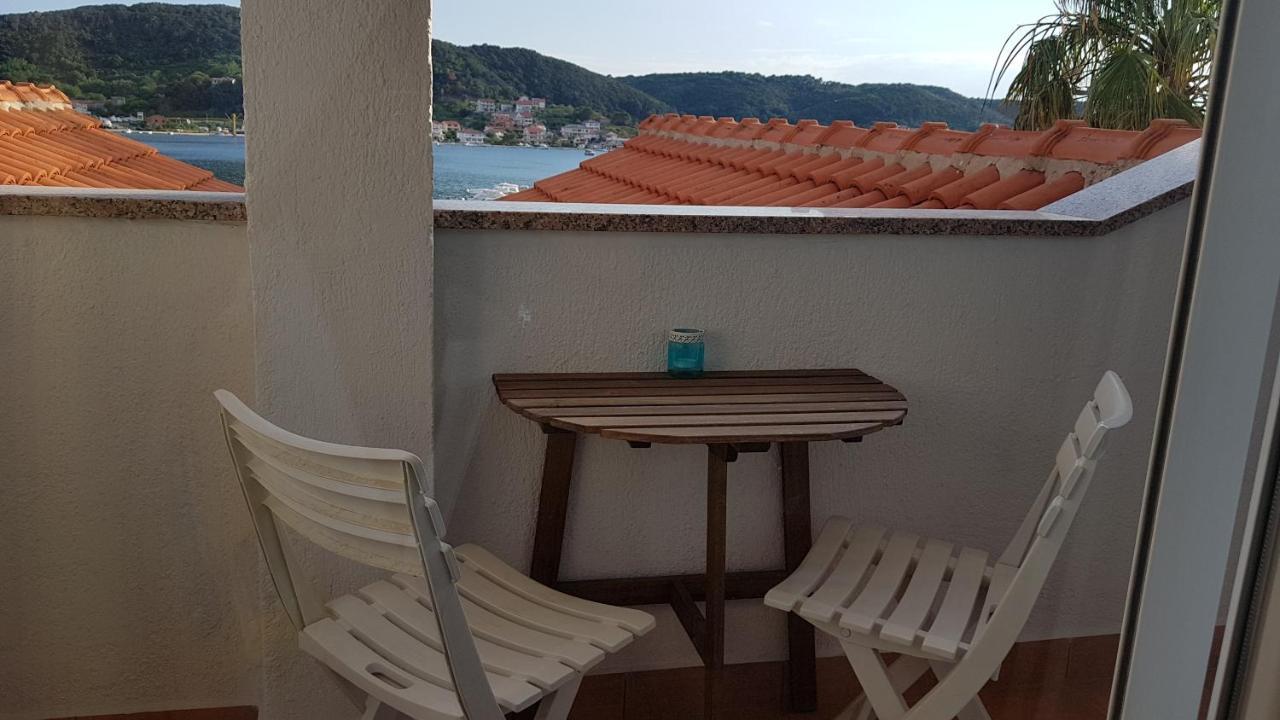 Guest House Galeb Supetarska Draga Esterno foto