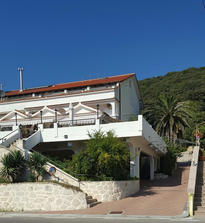 Guest House Galeb Supetarska Draga Esterno foto